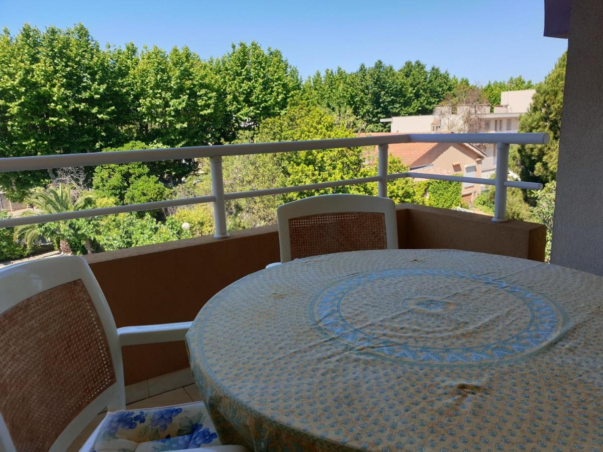 Port Frejus Studio Cabine 100M Des Plages 4 Person エクステリア 写真
