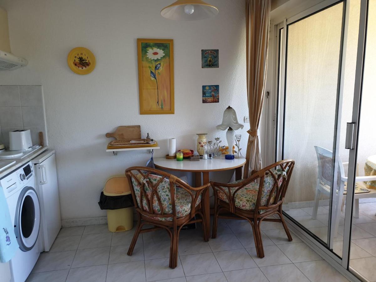 Port Frejus Studio Cabine 100M Des Plages 4 Person エクステリア 写真